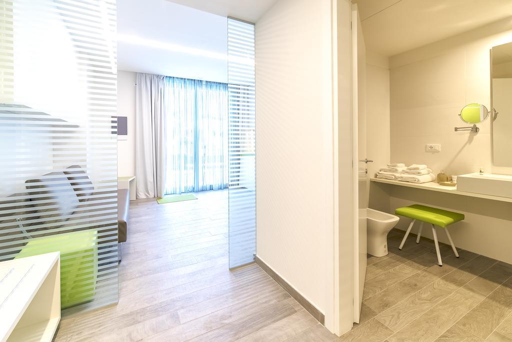 Hotel Tenda Rossa مارينا دي كارّارا المظهر الخارجي الصورة