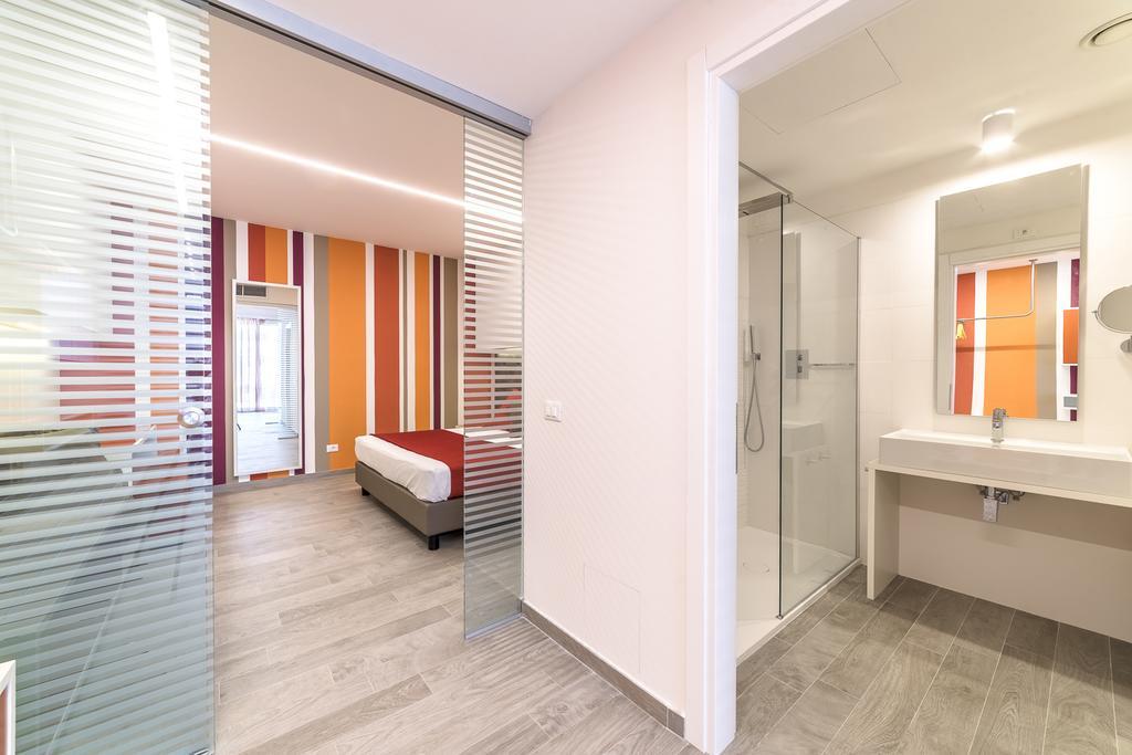 Hotel Tenda Rossa مارينا دي كارّارا المظهر الخارجي الصورة